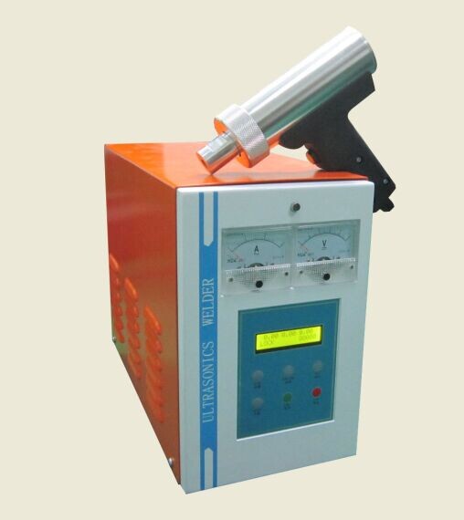 HC-8028 28KHz 800W 手持點焊機(jī)-槍型